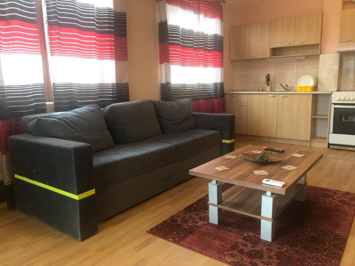 Ferienwohnung The View Warna Exterior foto