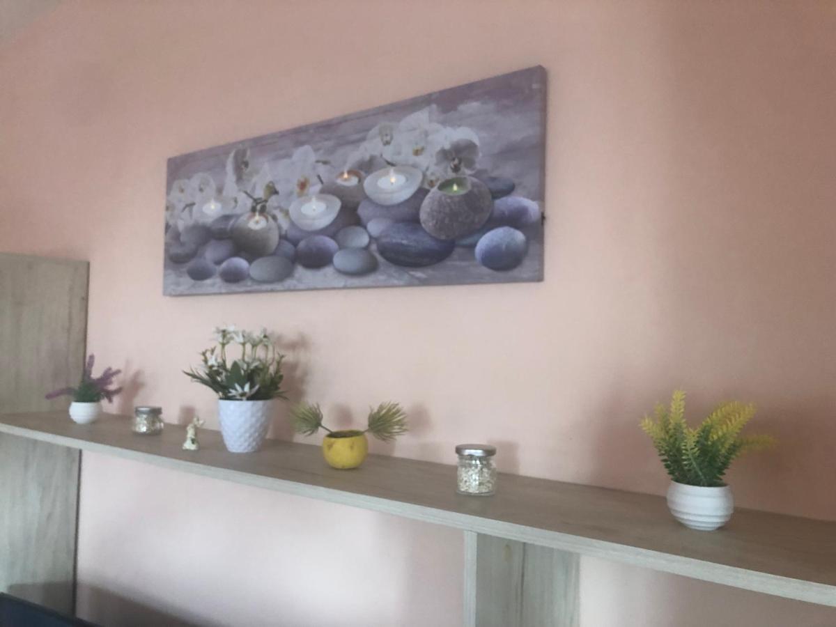 Ferienwohnung The View Warna Exterior foto
