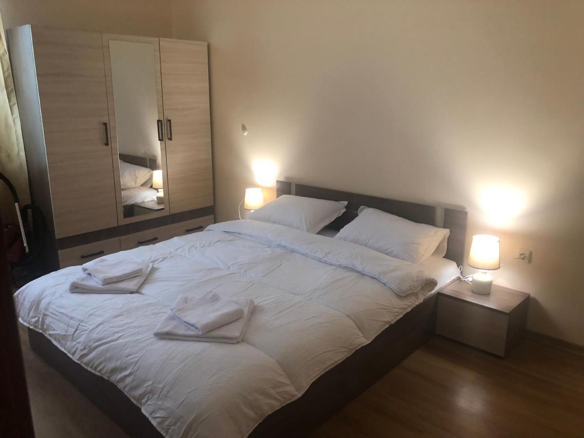 Ferienwohnung The View Warna Exterior foto